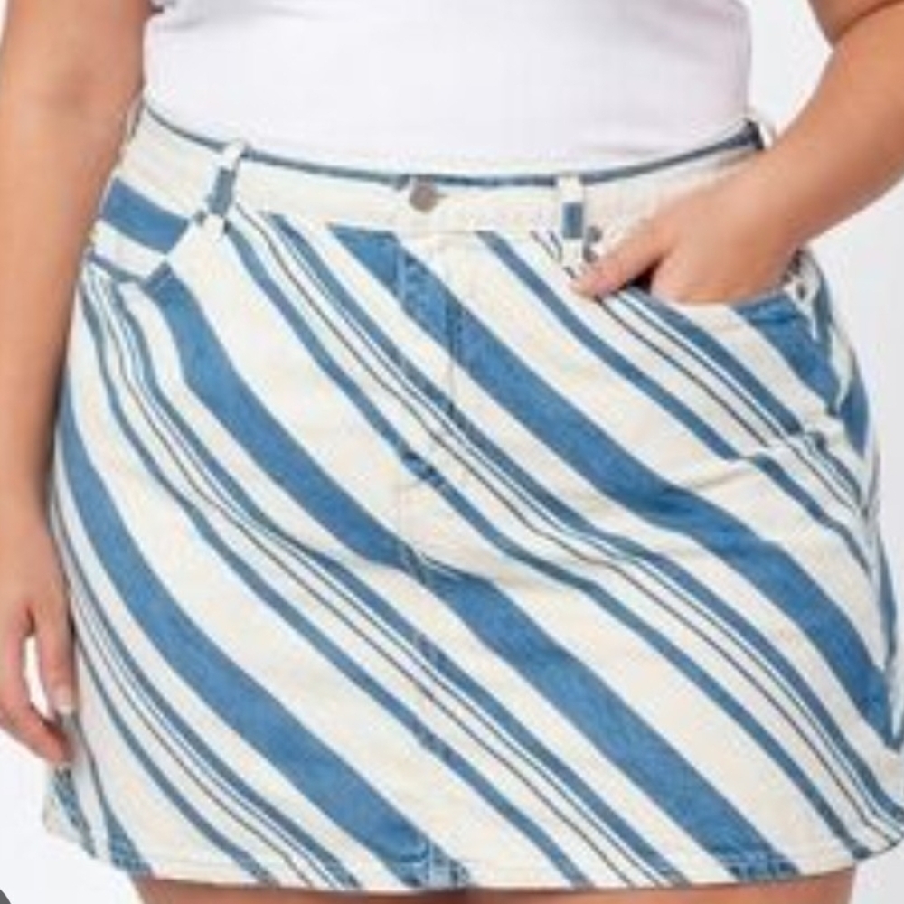 Universal Thread Blue and Cream Striped Mini Skirt